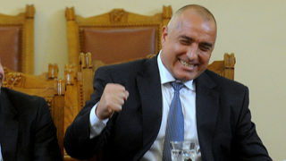 Сделката на Дянков по дълга ще го намали с 300 млн. лв., пресметна Борисов