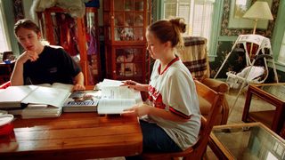 Читателски Дневник: Българин в чужбина няма право да продължи <span class="highlight">образованието</span> си у нас