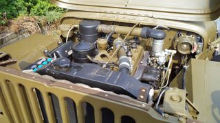 Американски военнен джип на 70 години