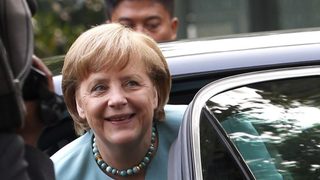 Анкета: Германският бизнес подкрепя действията на Меркел срещу кризата