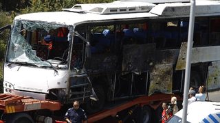 Специалисти по тероризъм: Нещо не се връзва в атентата в България