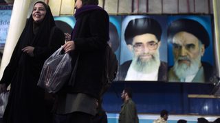 Цената на пилешкото може да роди "иранска пролет"