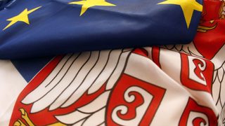 Годишният доклад на Брюксел за Сърбия съдържа похвали, пишат сръбски издания