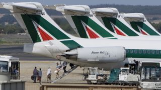 Нискотарифната италианска Windjet прекрати неочаквано полетите си