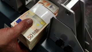 Германци си признават за укрити данъци заради покупката на данни от швейцарски банки