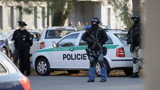 Чехия задържа мъж, заподозрян в планиране на атаки тип Брейвик