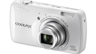Nikon представи първия фотоапарат с Android