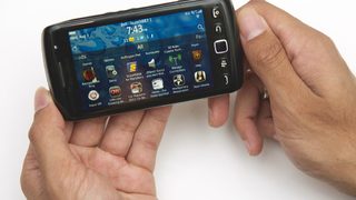 Нов спайуер превзема почти всеки умен телефон