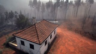 Големи пожари бушуват в Северна Португалия