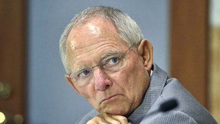 Берлин определи като грешка понижаването на рейтинга на Испания