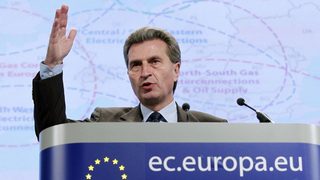 Комисар Йотингер оцени енергийното положение на България в коментар за италиански вестник