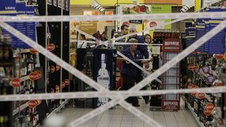 Вълната от отровени с алкохол в Чехия върна хората към домашното производство