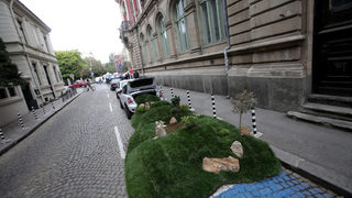 Видео: <span class="highlight">PARK</span>(<span class="highlight">ing</span>) <span class="highlight">Day</span> в София