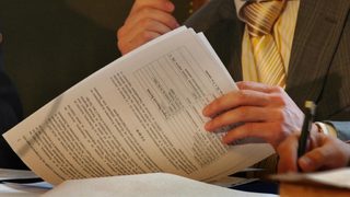 Шефът на БЧК Христо Григоров и Анна Сендова също се оказаха с досиета