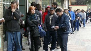Безработицата в Гърция достигна 26%, при младежите е над 56%