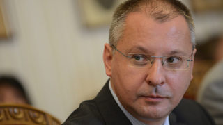 Станишев: ГЕРБ направи държавата в посмешище, не отстоява националните интереси
