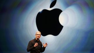Потребители и анализатори не приемат извинението на Apple