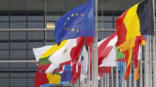 Конкурс за есе на тема "Какво означава разширяването на Европейския съюз за теб?"