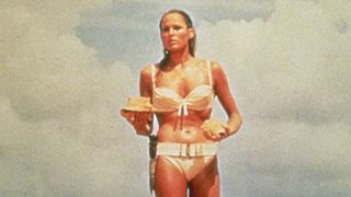 Фотогалерия: Момичетата <span class="highlight">на</span> <span class="highlight">Бонд</span>