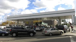 След "Санди" в Ню Йорк и Ню Джърси има недостиг на горива