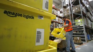 Amazon предлага безплатна музика за по-бавните доставки