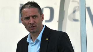 <span class="highlight">Мартин</span> <span class="highlight">Кушев</span> се разделя със "Славия"