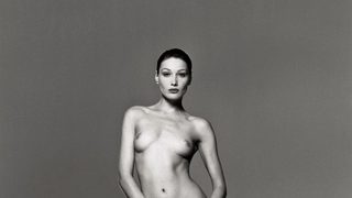 Фотогалерия: <span class="highlight">Карла</span> <span class="highlight">Бруни</span> на 50 г.
