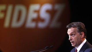 Орбан нареди на частните компании да намалят с 10% цената на енергията