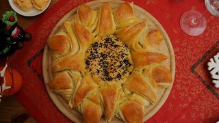 Новогодишна празнична пита