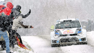"Фолксваген" стартира във WRC с етапна победа