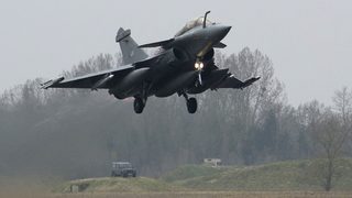 Индия купува 189 френски изтребителя Rafale