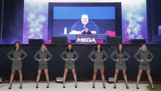 <span class="highlight">Ким</span> <span class="highlight">Дотком</span> официално представи наследника на Megaupload