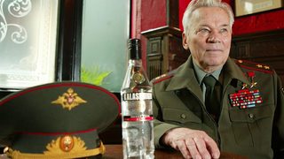 Учени от "Станфорд": Водката, а не капитализмът, е виновна за смъртта на милиони руснаци през 90-те
