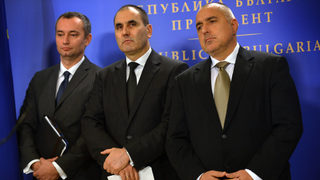 Оповестяването на данните за <span class="highlight">Бургас</span> ни прави по-сигурни и защитени според Младенов