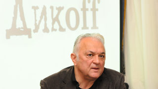 Сашо Диков води "Дикoff" на мястото на Мартин Карбовски в "Нова телевизия"