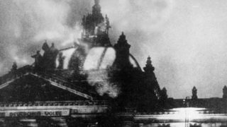 Фотогалерия: Преди 80 години е опожарен германският <span class="highlight">Райхстаг</span>