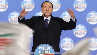 Възходът на Грило е заплаха за медийната империя на Берлускони