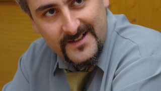Александър Кашъмов: Промените в закона <span class="highlight">за</span> <span class="highlight">публичност</span> <span class="highlight">на</span> <span class="highlight">имуществото</span> са гнила ябълка
