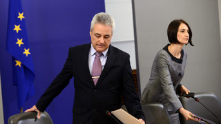 Днешното заседание <span class="highlight">на</span> съвета <span class="highlight">за</span> тристранно сътрудничество остава под въпрос
