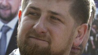 Забрана за пътувания на чиновници, знаещи държавни тайни, се подготвя в Русия