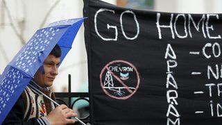 Хиляди румънци протестираха срещу експлоатацията на шистов газ