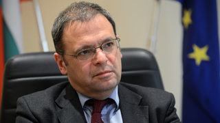Екоминистър Юлиан Попов: Не приемам на сериозно ултиматума <span class="highlight">за</span> Пирин