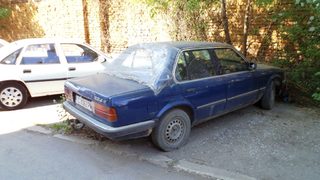 Леки коли извън движение