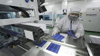От днес влиза в сила споразумението за слънчеви панели между Китай и ЕС