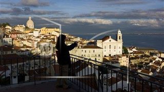 Португалия въведе курсове по гостоприемство за таксиметровите шофьори