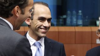 Кипър облекчи някои ограничения върху разплащателните сметки