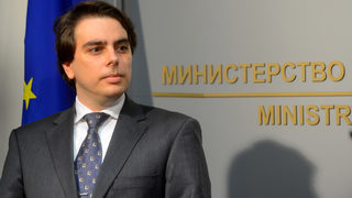 Държавните дружества намериха 240 млн. лв. резерви, за да удържат цената на тока