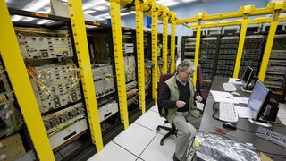Брюксел ще привлича 100 млрд. евро с нова стратегия за електрониката