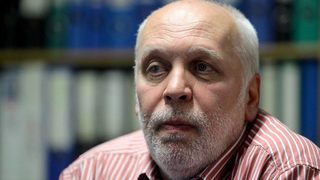 Д-р Пламен Димитров, психолог: Отчуждението от себе си е първата стъпка към сериозните психични проблеми