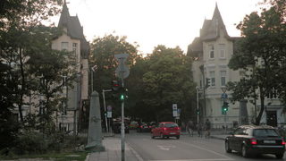 <span class="highlight">Вдигни</span> <span class="highlight">очи</span> и се наслади на добрата архитектура в София